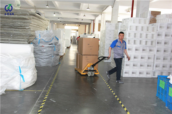 五周泡綿|反復打樣確認,只為“精益求精” 五周泡綿|反復打樣確認,只為“精益求精”