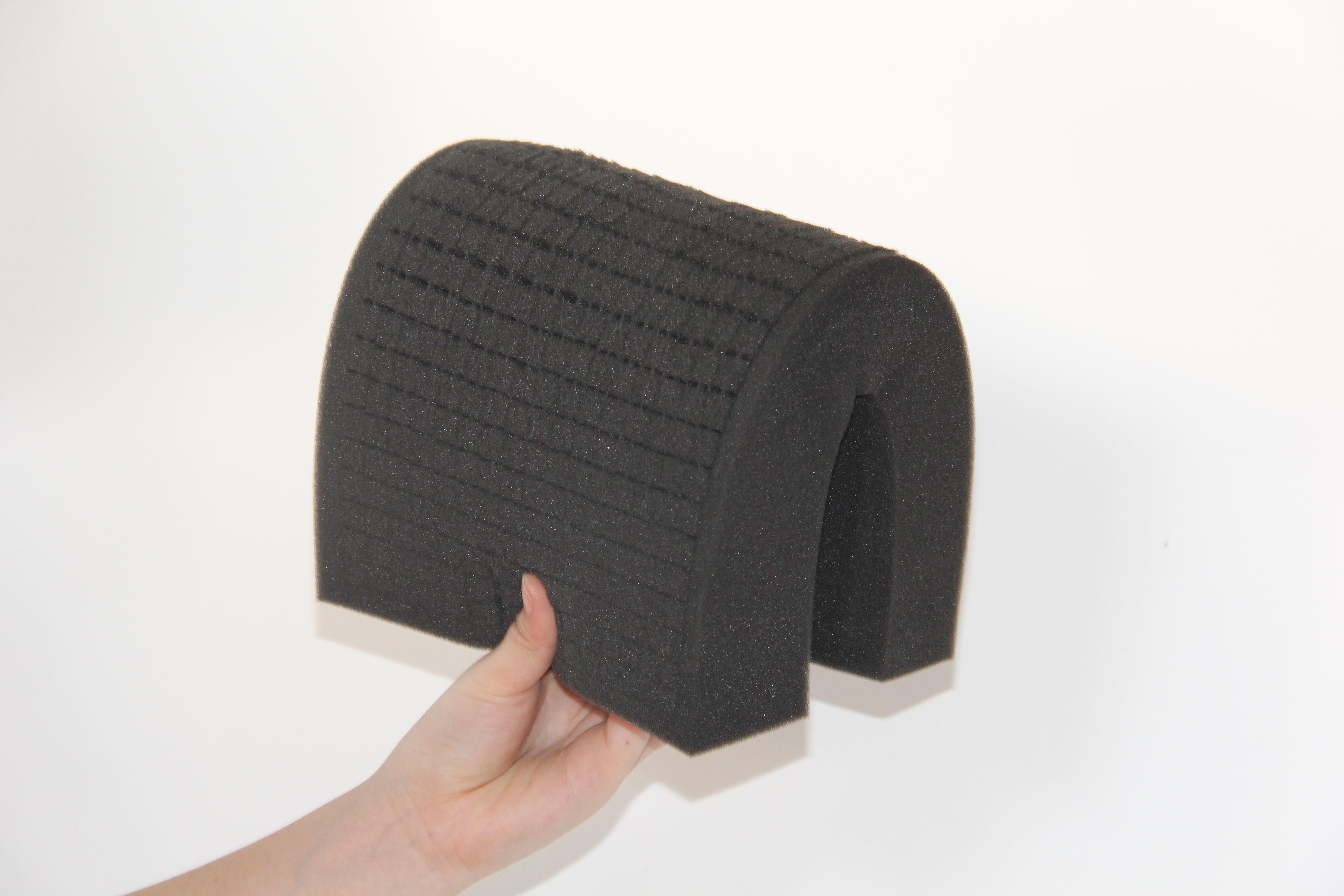 海綿內(nèi)襯與其他材質(zhì)哪個更好？性能對比解析